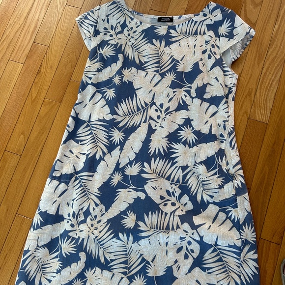 Linen dress - Picture 2 of 5